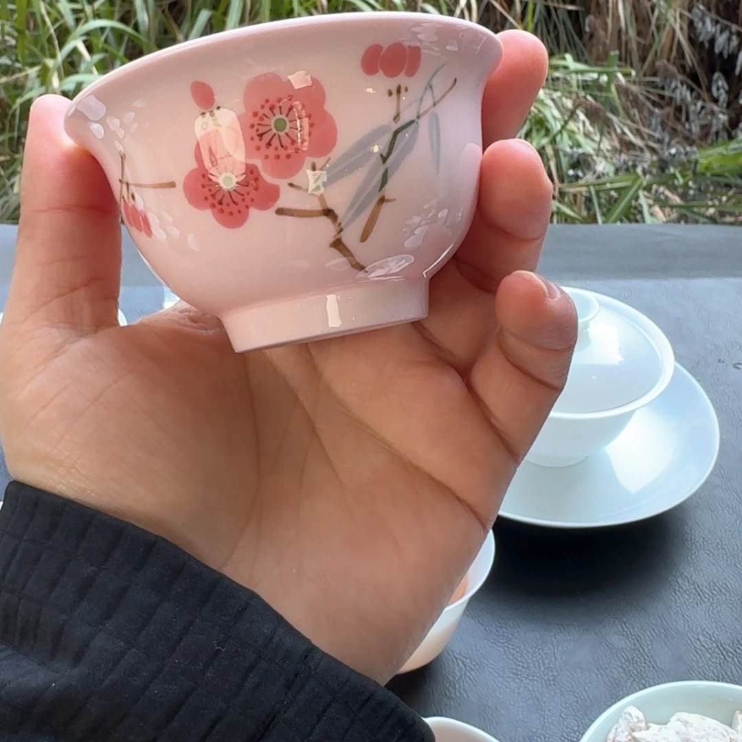 牛**草景德镇陶瓷艺术品