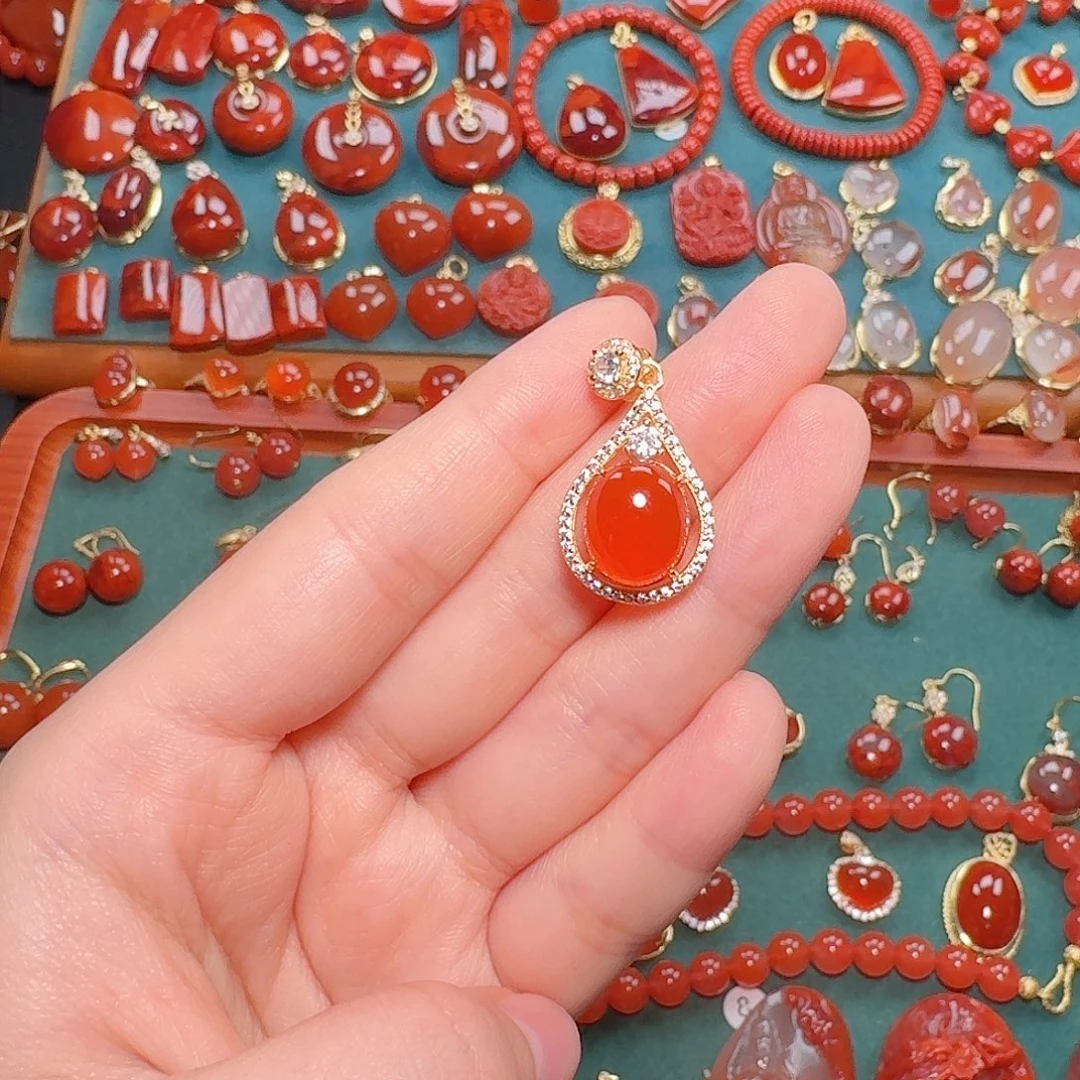 南红玛瑙银S925镶嵌吊坠