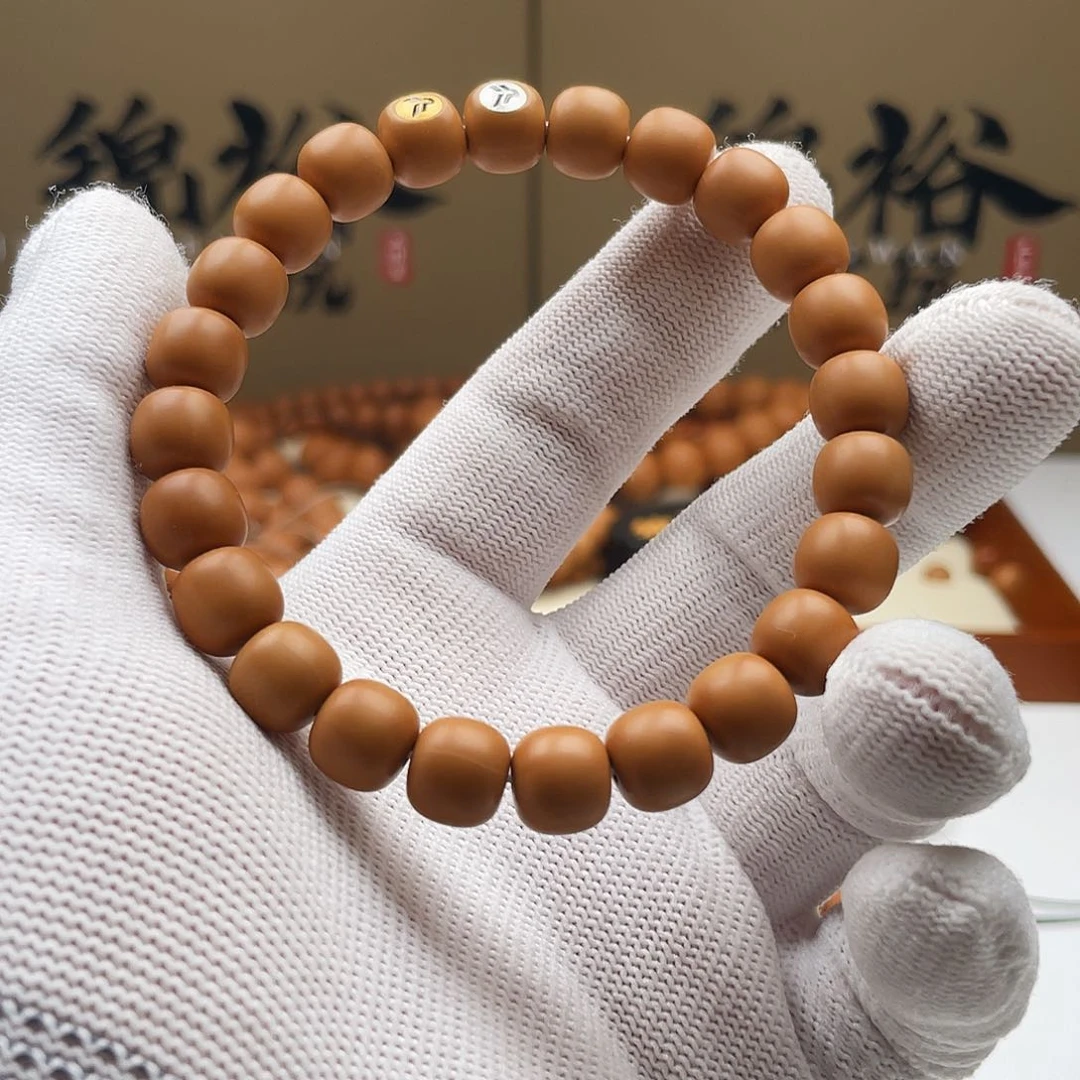 猴头核桃手串最*。全品老型 金银标