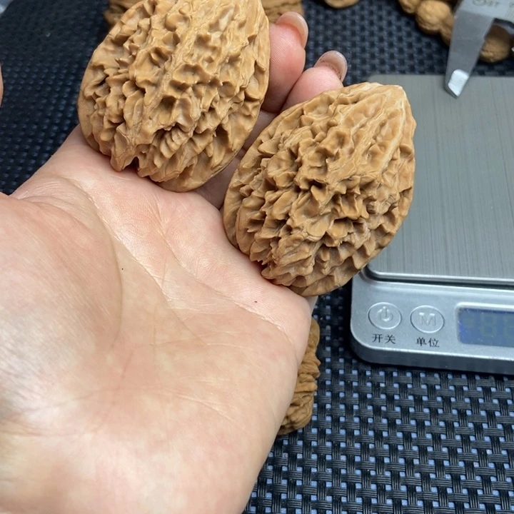 猴头核桃吊坠老鼠小端尺