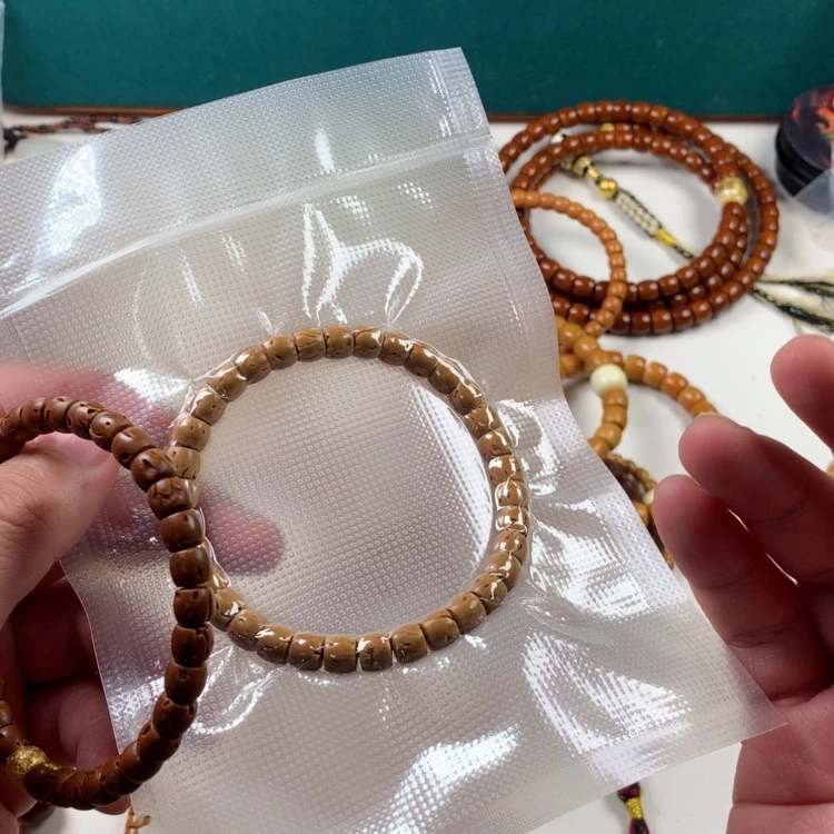 【闪购商品】桃核吊坠。。。。。。。。。。。。。