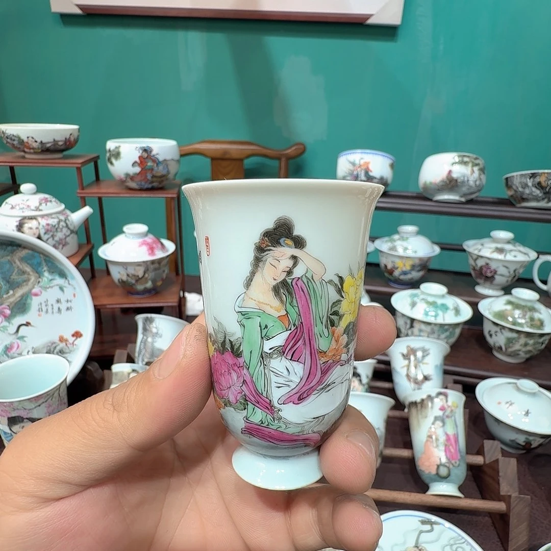 庞***傅摆件瓷景德镇陶瓷艺术