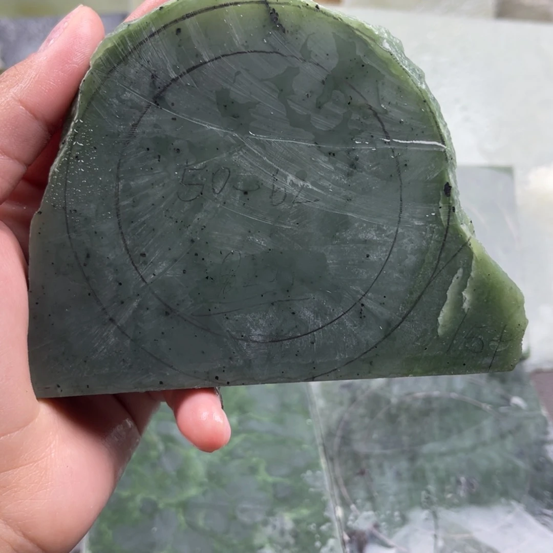 和田玉未镶嵌珠宝奇石吴***心定制手镯