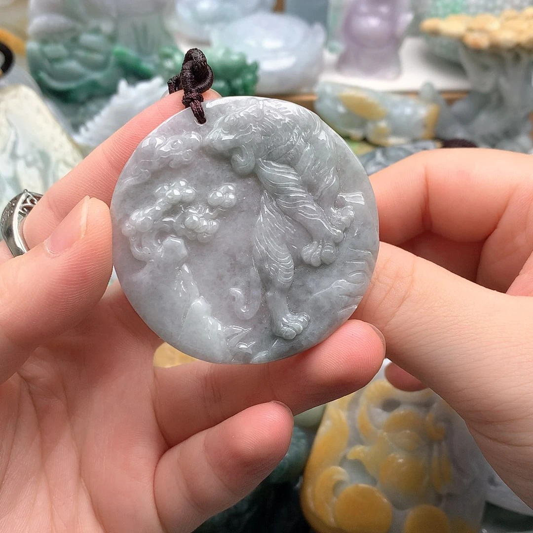 吊坠(不含链)未镶嵌翡翠