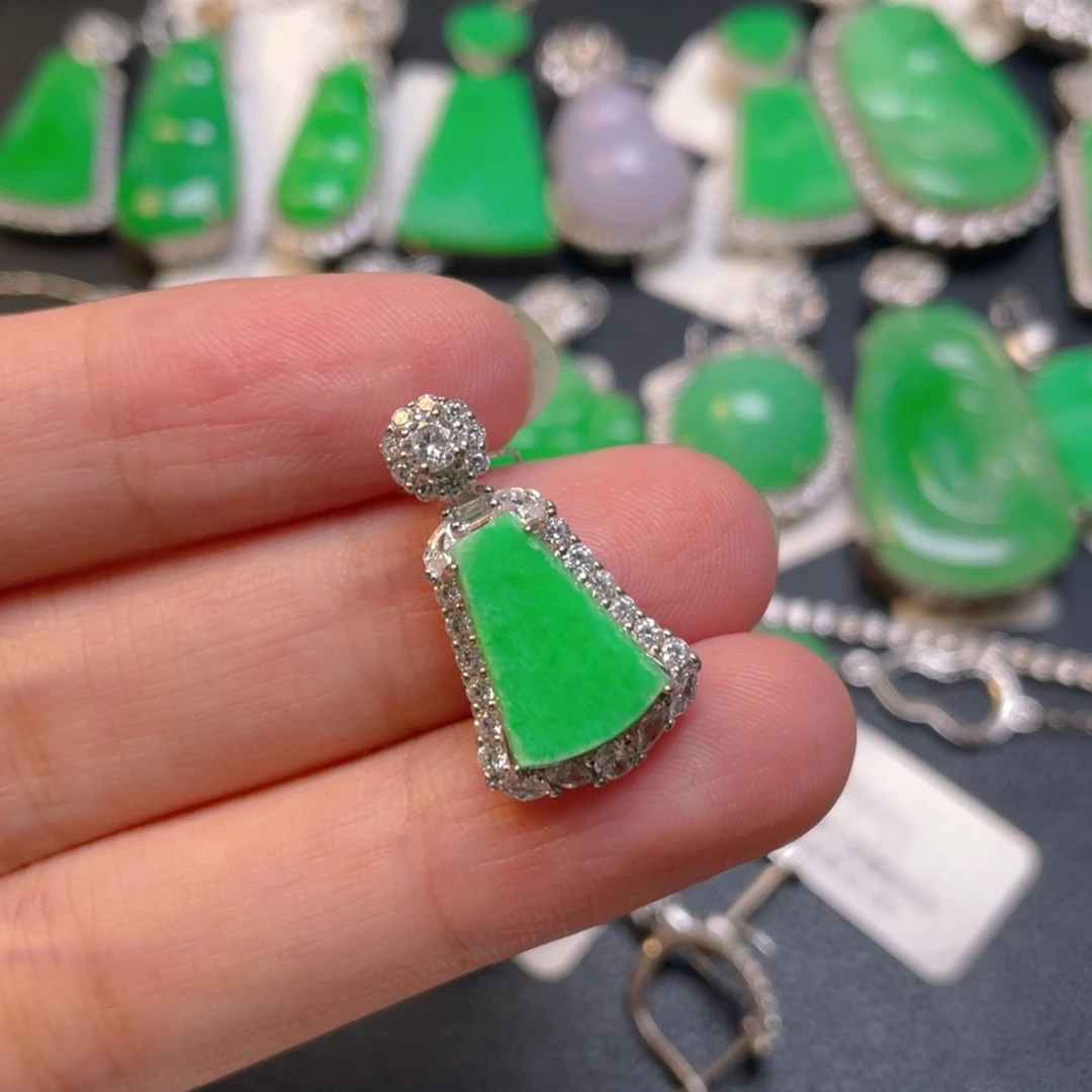 翡翠银S925镶嵌颈饰