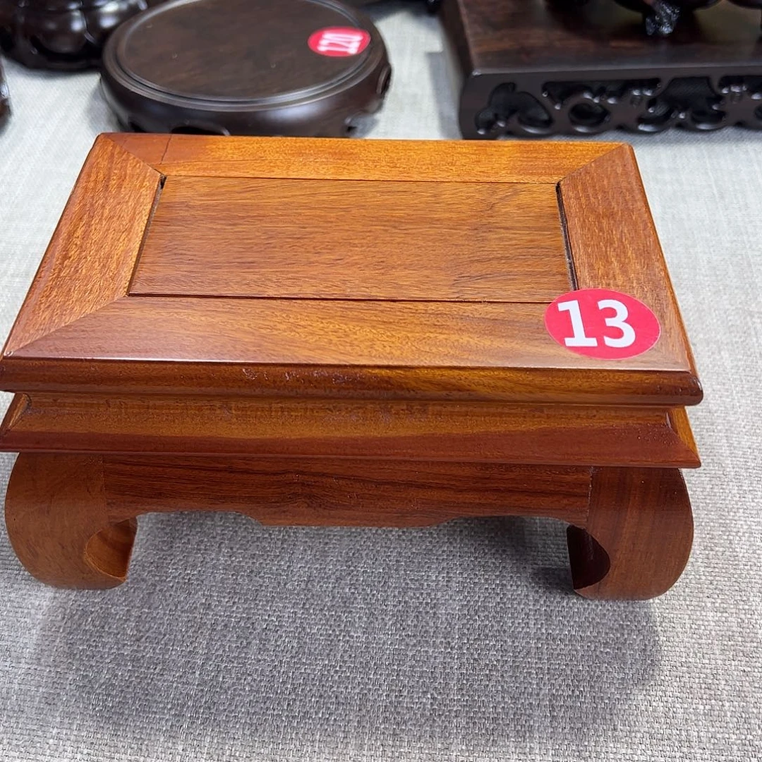 红木底座精雕工艺品