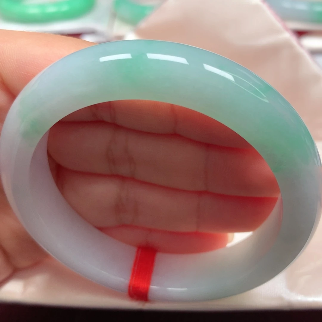 未镶嵌手镯翡翠60冰胶果阳绿
