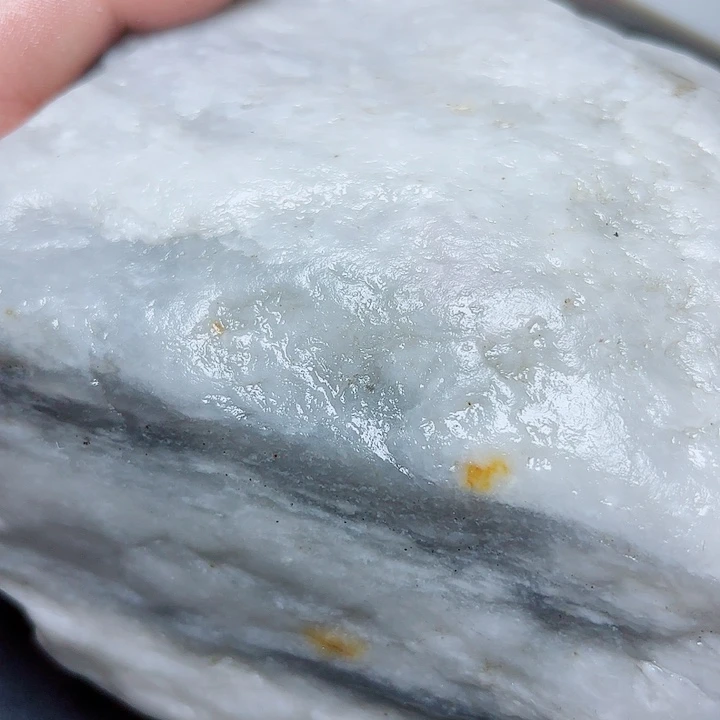 未镶嵌和田玉（糖玉）珠宝奇石