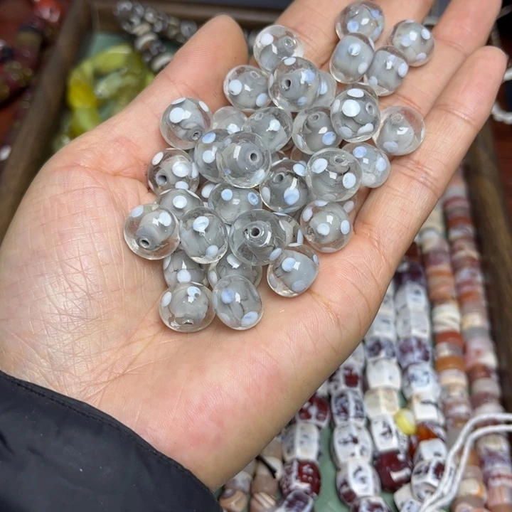 玻璃颈饰4527。  10个