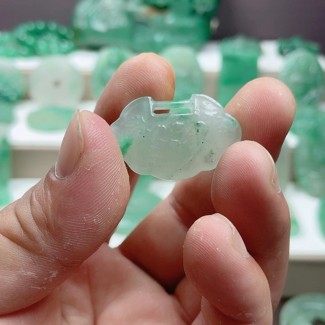 石英质玉手链未镶嵌