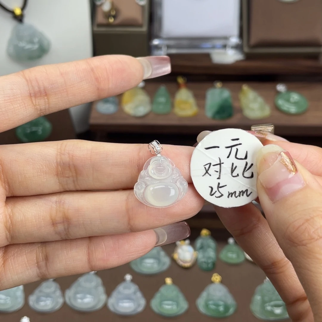 翡翠颈饰未镶嵌迷你佛公