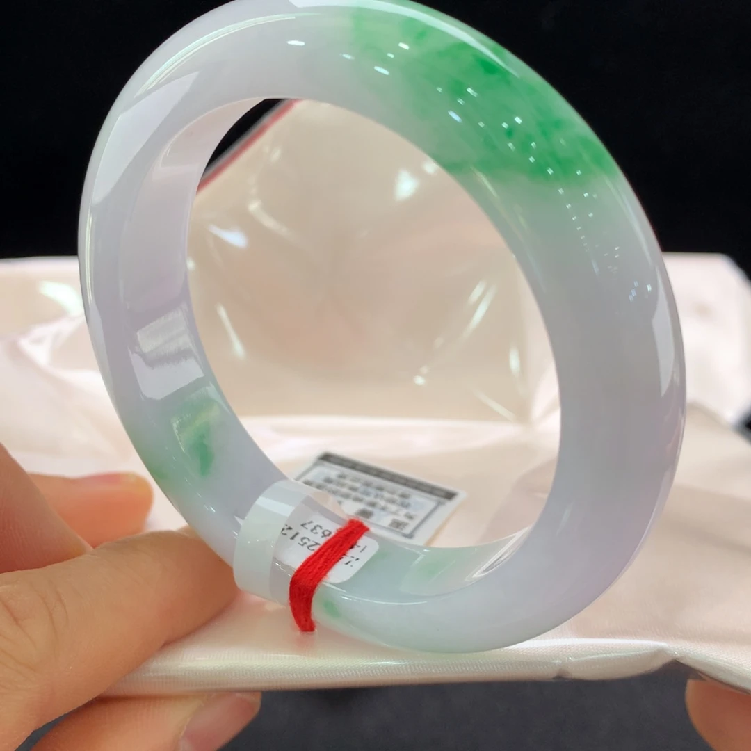 翡翠未镶嵌手镯1637