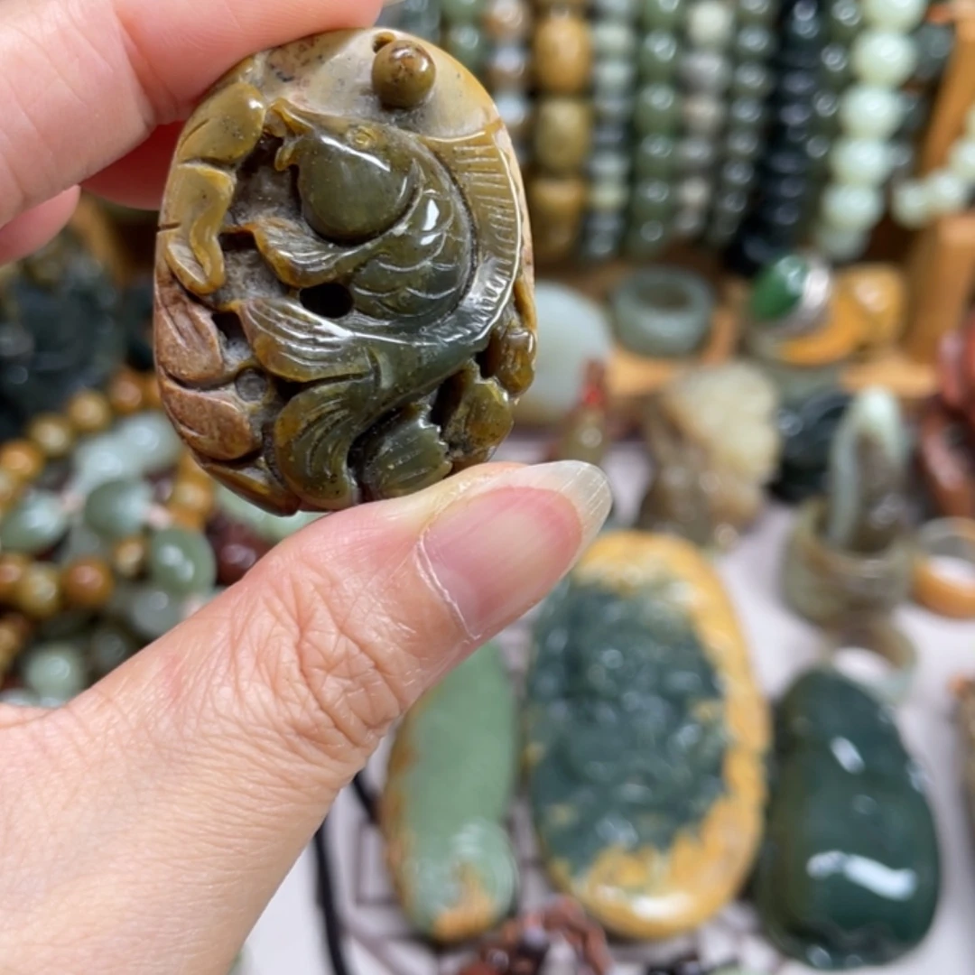 【闪购商品】岫岩河磨玉（透闪石质玉）未镶嵌挂件