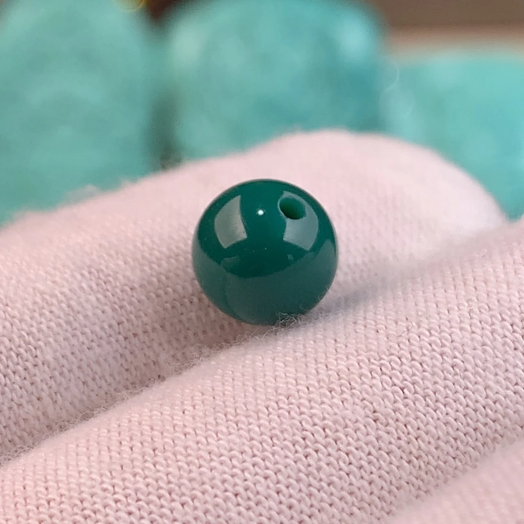 绿松石未镶嵌圆珠卡7.8