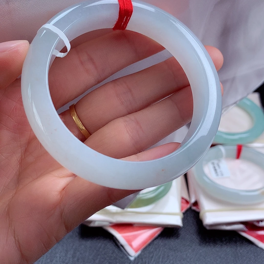 翡翠未镶嵌手镯2号