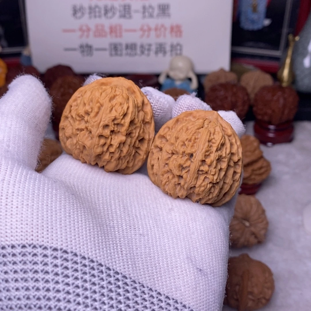 天***平吊坠文玩核桃南疆石 精品
