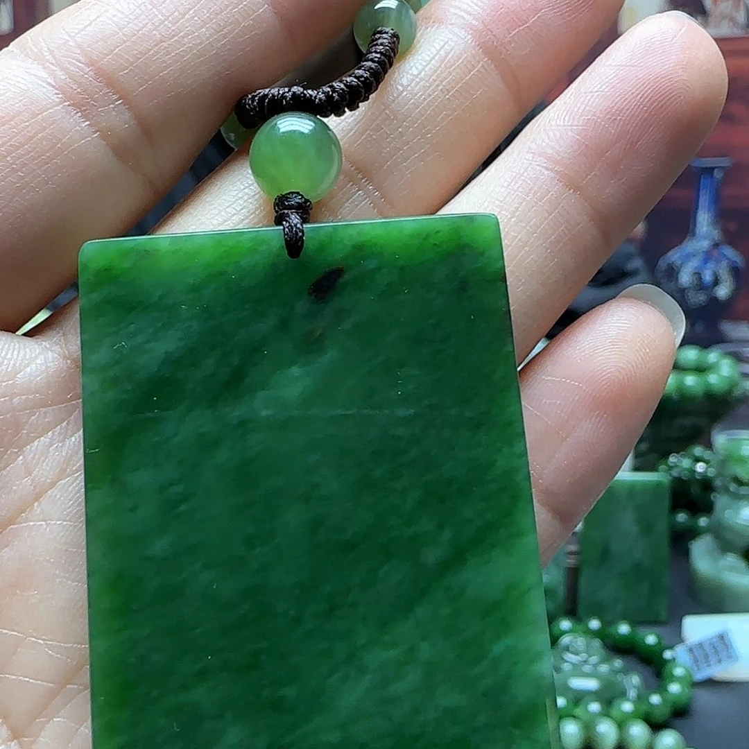 和田玉吊坠未镶嵌