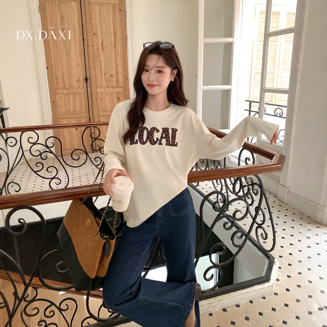 代大喜【奇思妙想】韩系慵懒字母印花T恤女2025秋新款休闲时尚上衣