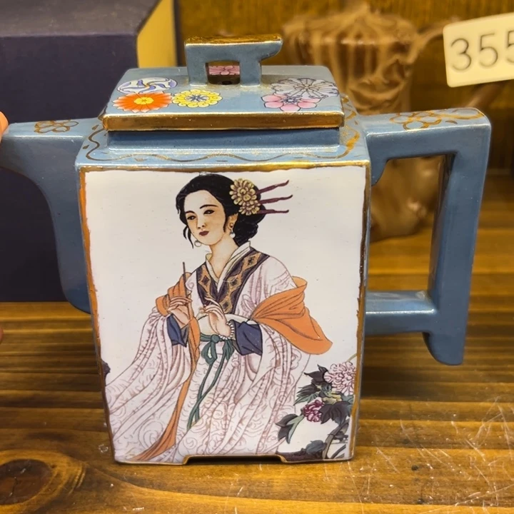 紫砂壶等艺术精品