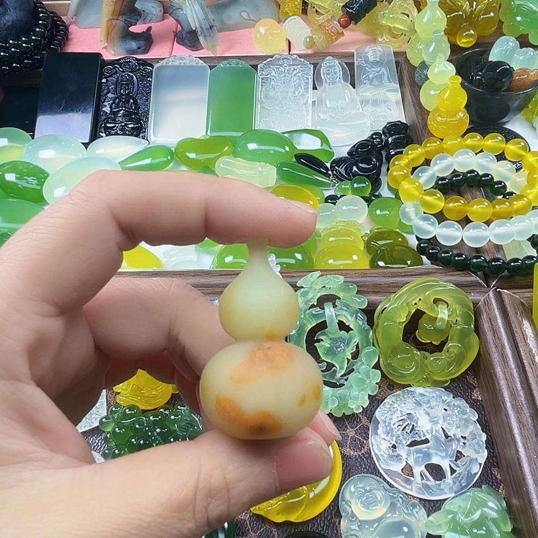 岫玉未镶嵌吊坠(不含链)