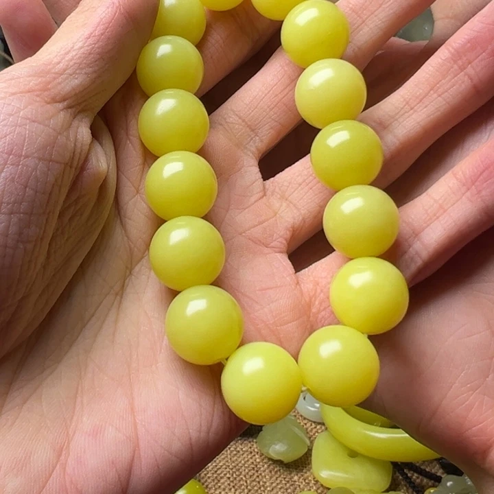 J***1新疆地区卡14手串