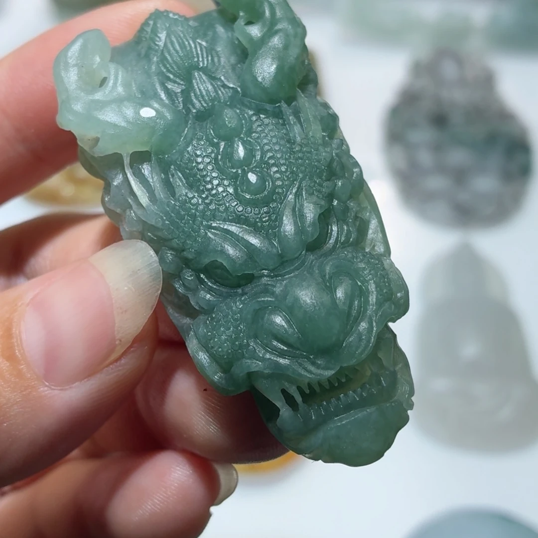 定制翡翠未镶嵌毛货