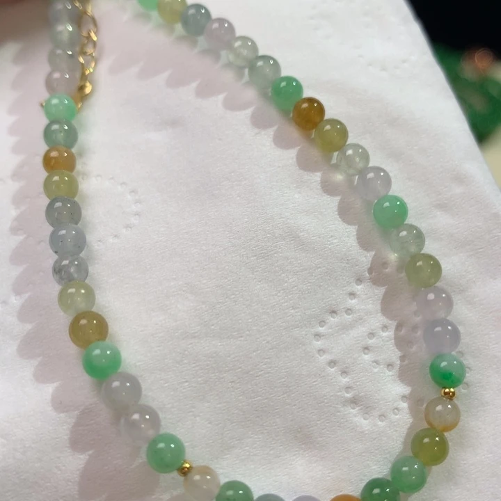 定制翡翠未镶嵌翡翠手串