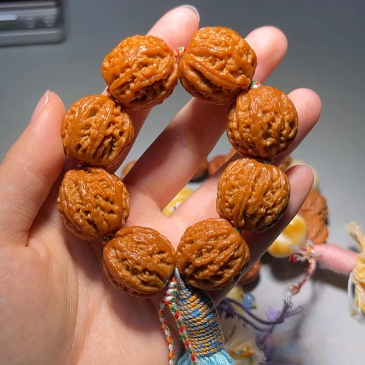文玩核桃把件梅枝纹580
