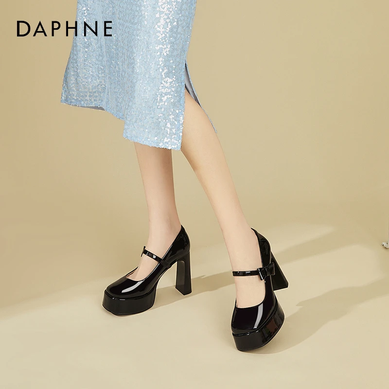 达芙妮黑色高跟鞋2025秋季新款法式粗跟单鞋百搭优雅玛丽珍女鞋子
