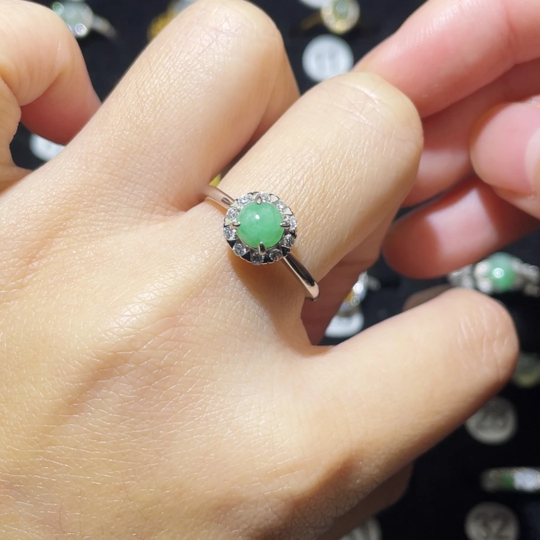 翡翠未镶嵌戒指戒指