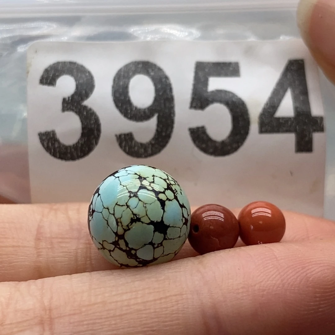 南红玛瑙颈饰未镶嵌