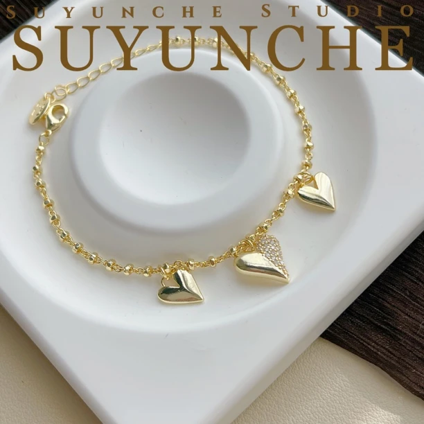 铜合金合成锆石手链 Suyunche2762浅金色爱心多吊坠法式新颖手链
