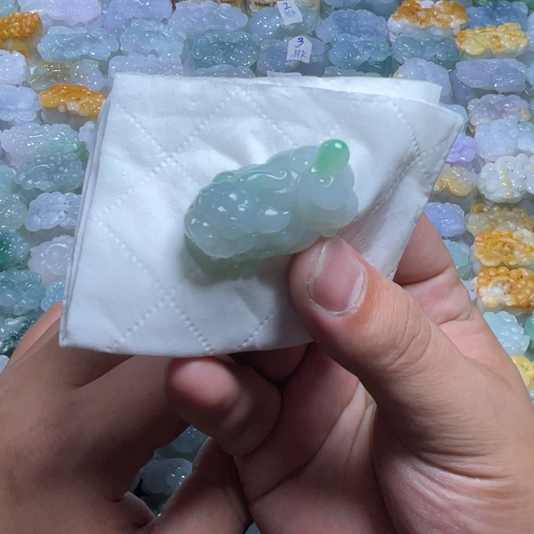 未镶嵌定制翡翠天然