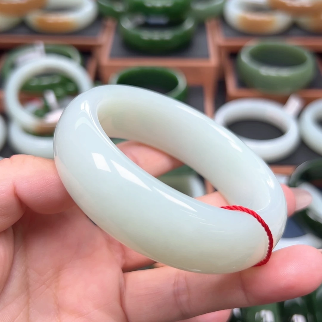 未镶嵌手镯和田玉5859圈口