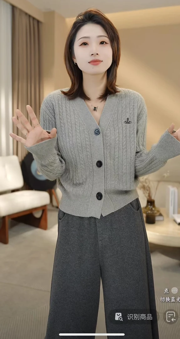 仓美美女装-开衫款浣羊绒毛衣