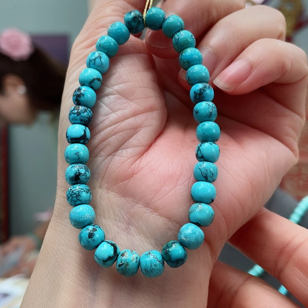 绿松石颈饰未镶嵌