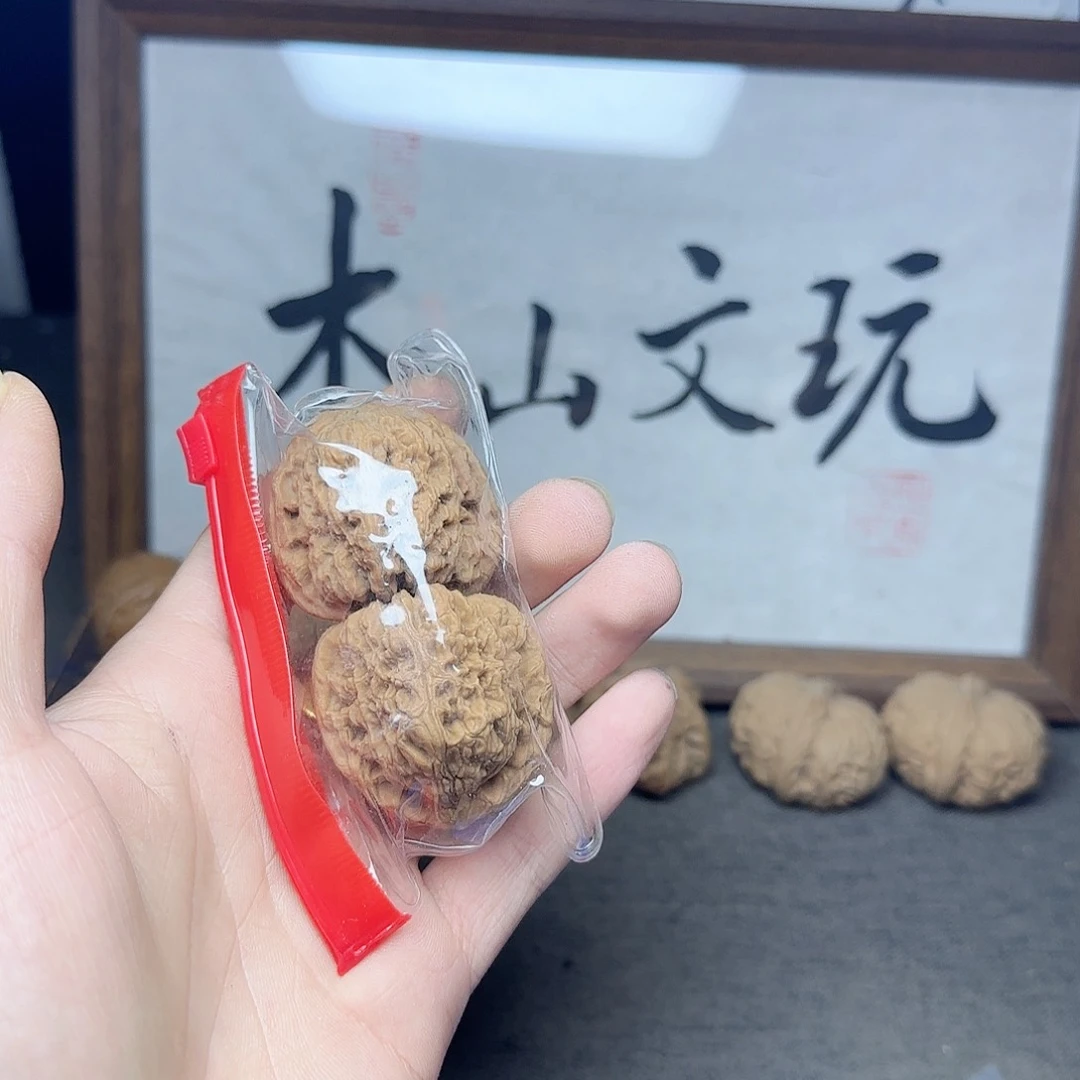 文玩核桃吊坠J****s1万游戏1