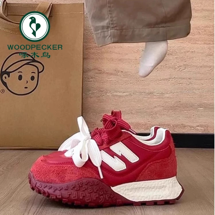 啄木鸟7CM~内增高红色厚底德训鞋女2025秋季新款小个子百搭阿甘鞋