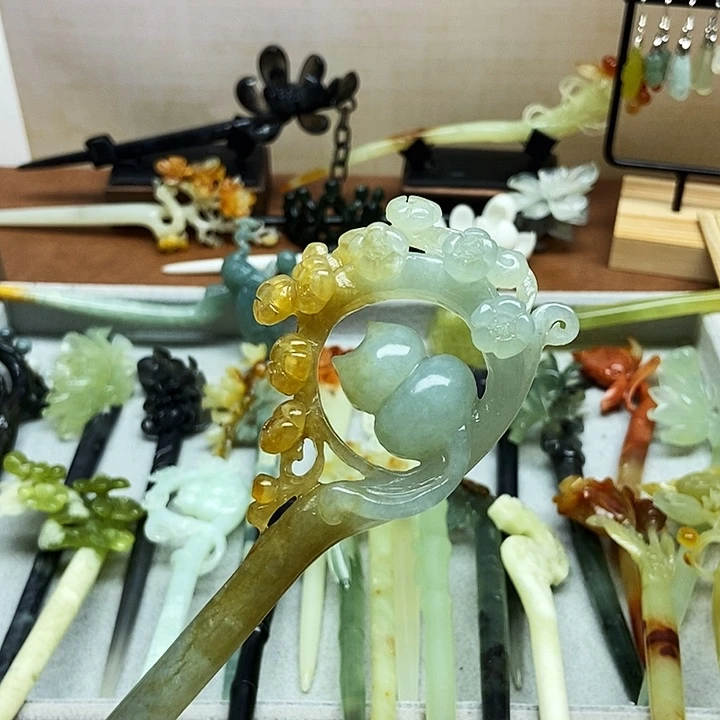 烦***O蛇纹石玉未镶嵌发饰