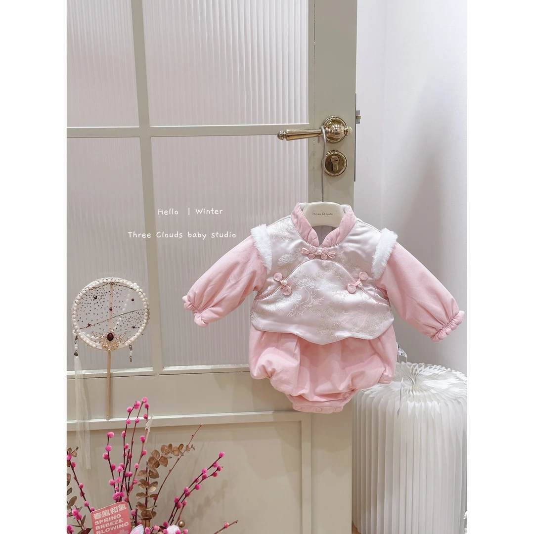 三小朵2420婴幼儿冬装中国风包屁连体衣夹棉加厚棉服女宝宝哈衣