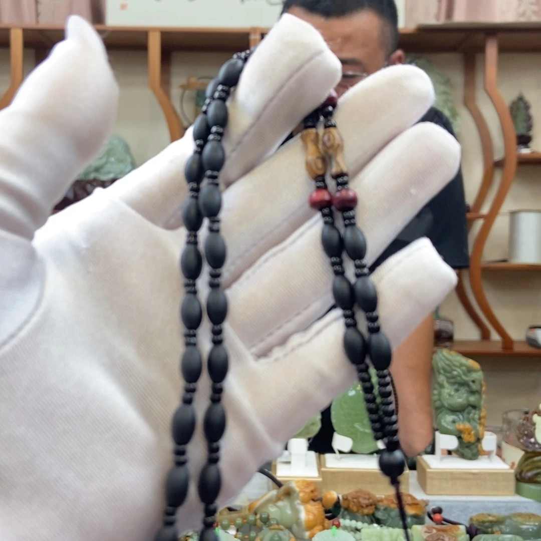 黑曜岩未镶嵌颈饰