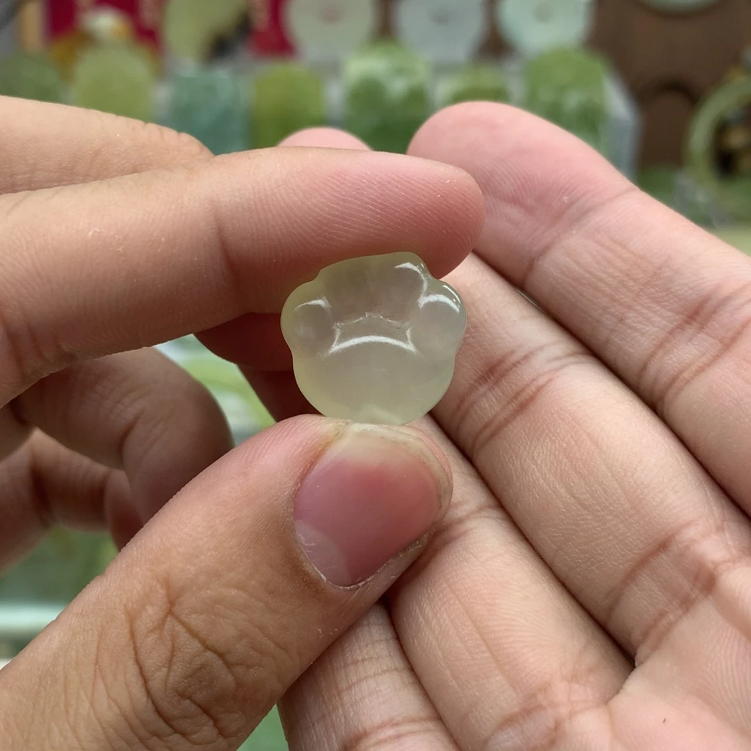 岫玉未镶嵌吊坠(不含链)