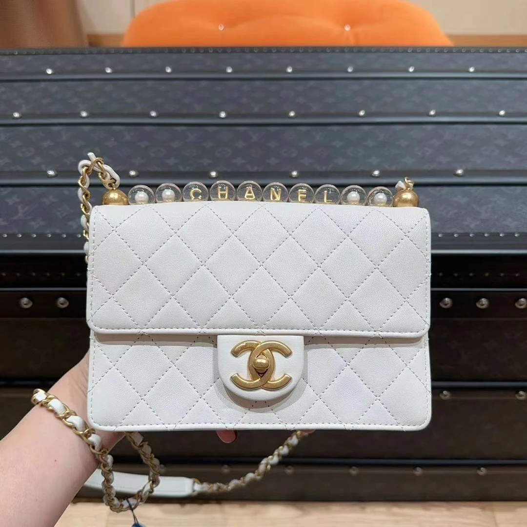 99新 Chanel/香奈儿 白色金扣透明珍珠链条包 30开