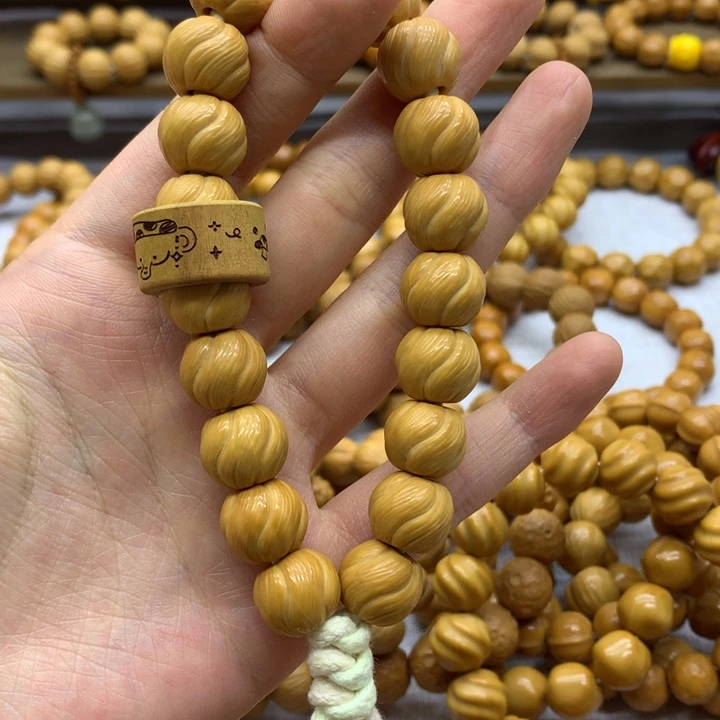 桃核把件卷卷酥手持