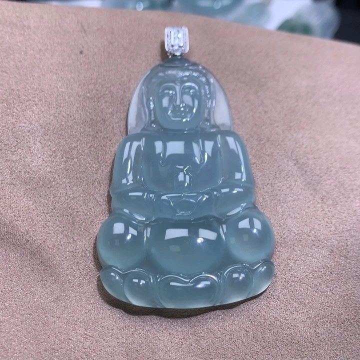 翡翠18K金镶嵌颈饰缅甸翡翠