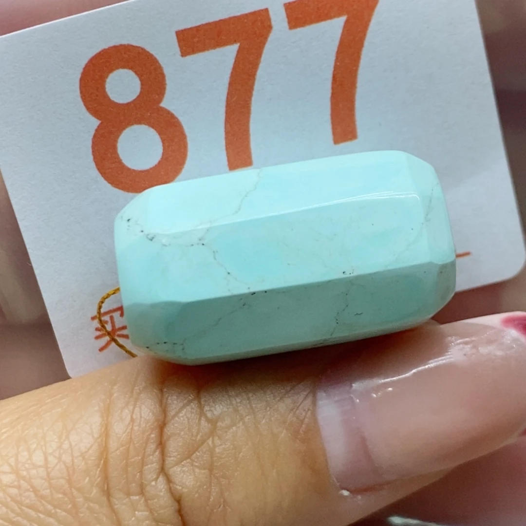 青***山绿松石未镶嵌珠宝奇石