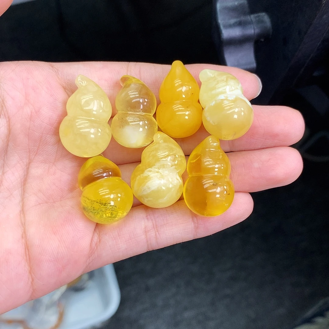 琥珀未镶嵌珠宝奇石