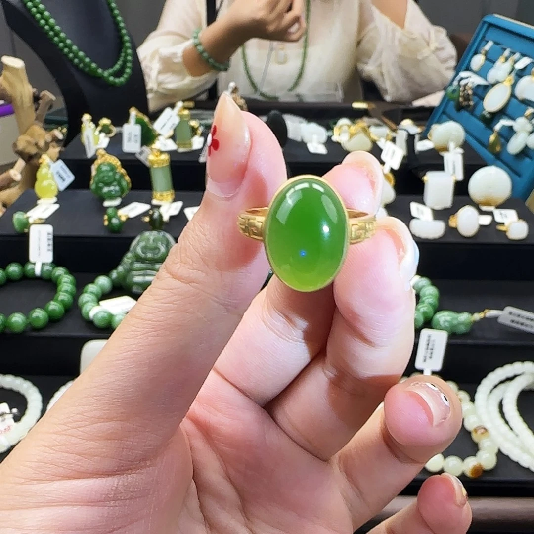 和田玉（碧玉）戒指未镶嵌