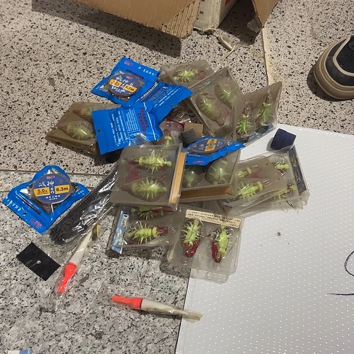 5号兜名盒不退不换