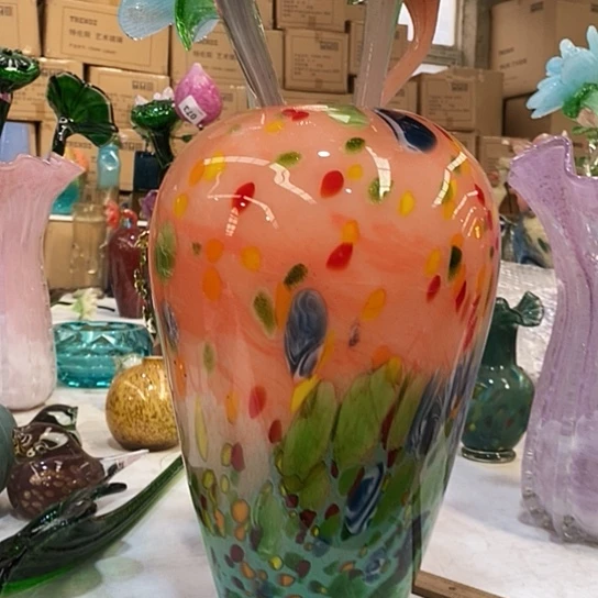 琉璃花瓶高30厘米宽9